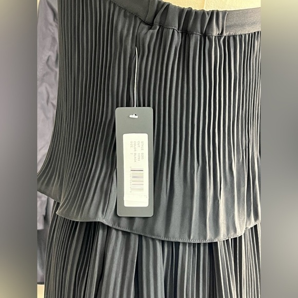 New Bebe Black Pleated Ruffle Midi Dress Size 4 - Picture 6 of 13